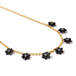 Grateful Flowers | Necklace with Sapphires